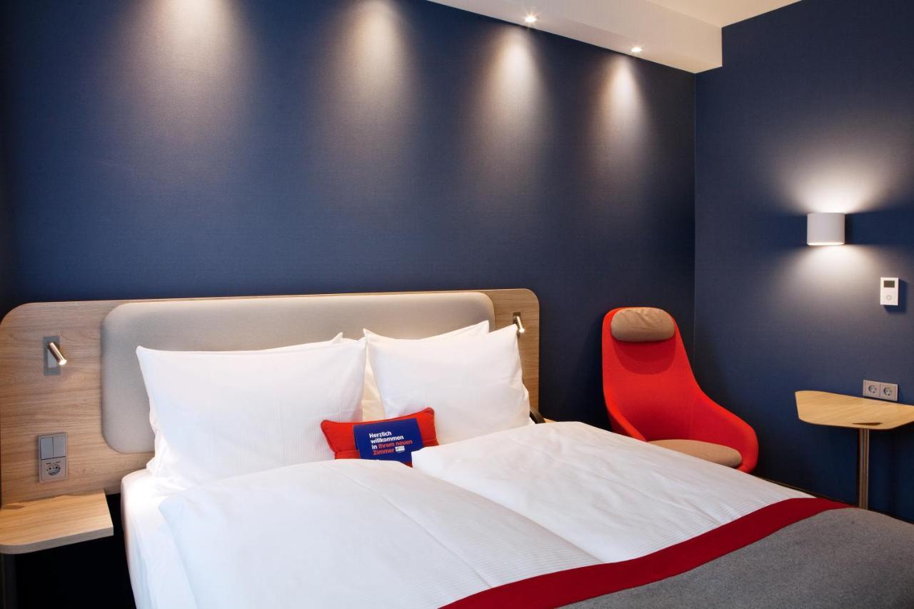 Double Room - Disability Access with Roll-in Shower