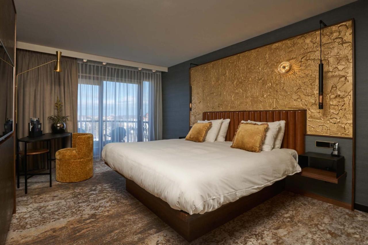 Dutch Design Double Room with Balcony