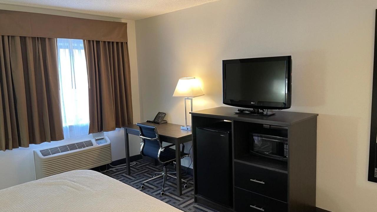 Deluxe King Room,1217051653:JPEG