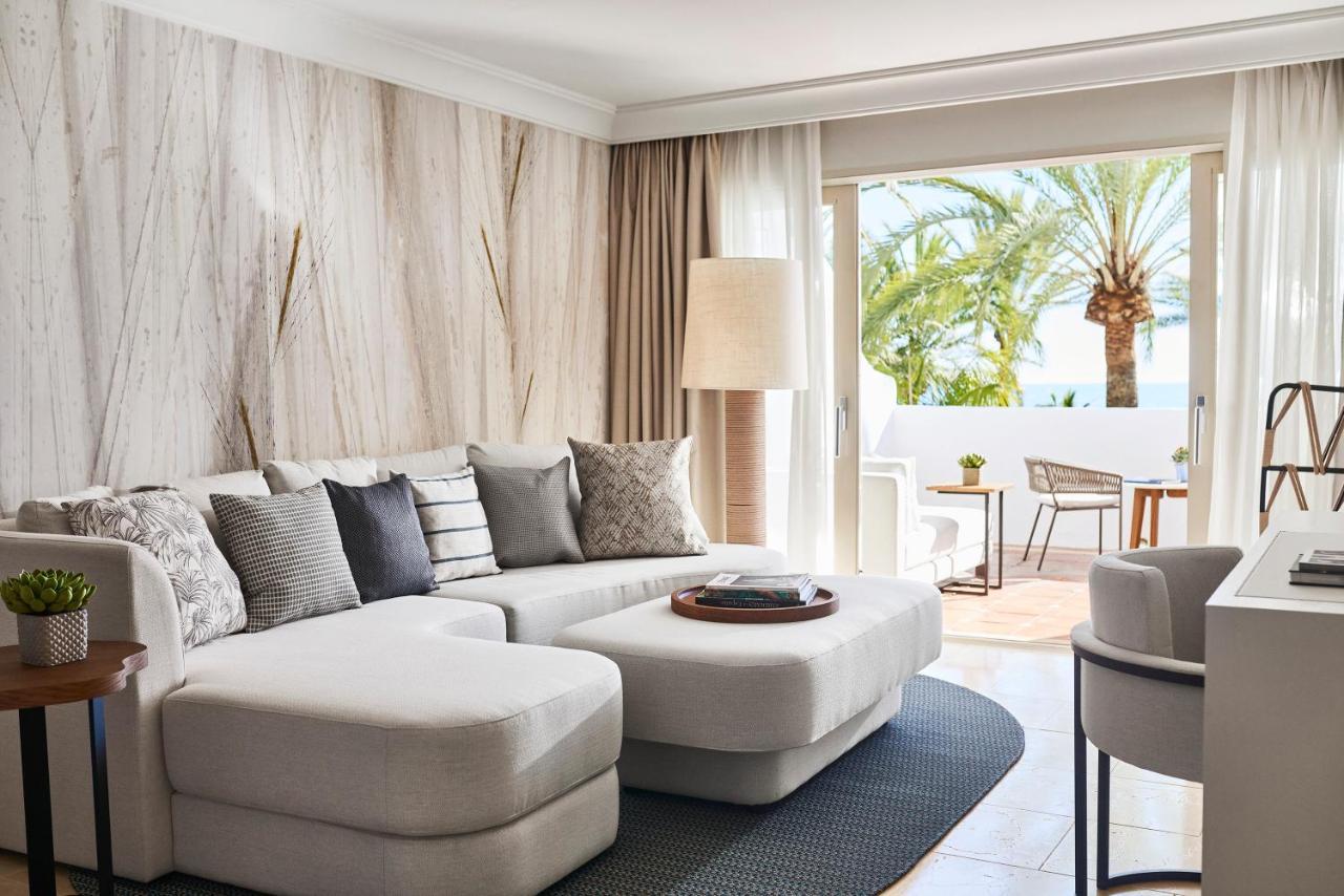 Suite Júnior Dupla Deluxe com Vista Parcial Mar