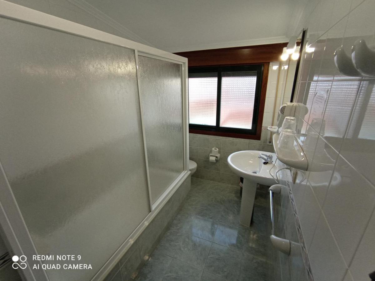 Quarto Triplo com Banheira