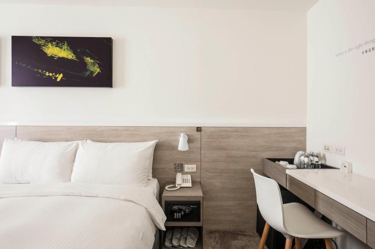 Large Twin Room(No Breakfast Included)