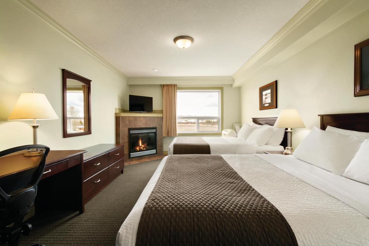 Standard Queen Room with Two Queen Beds - Non Smoking