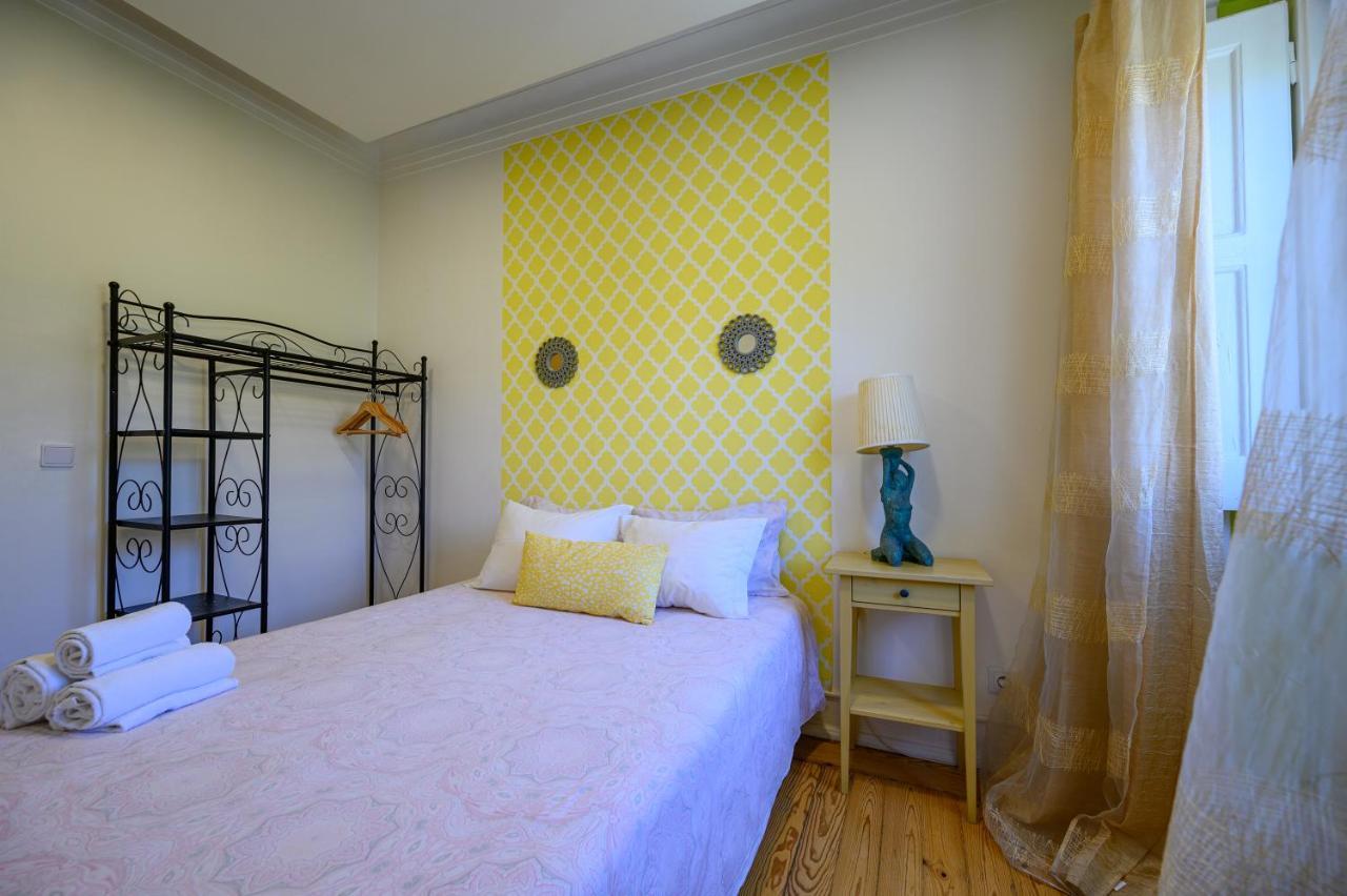 Quarto Duplo com Vista Rua