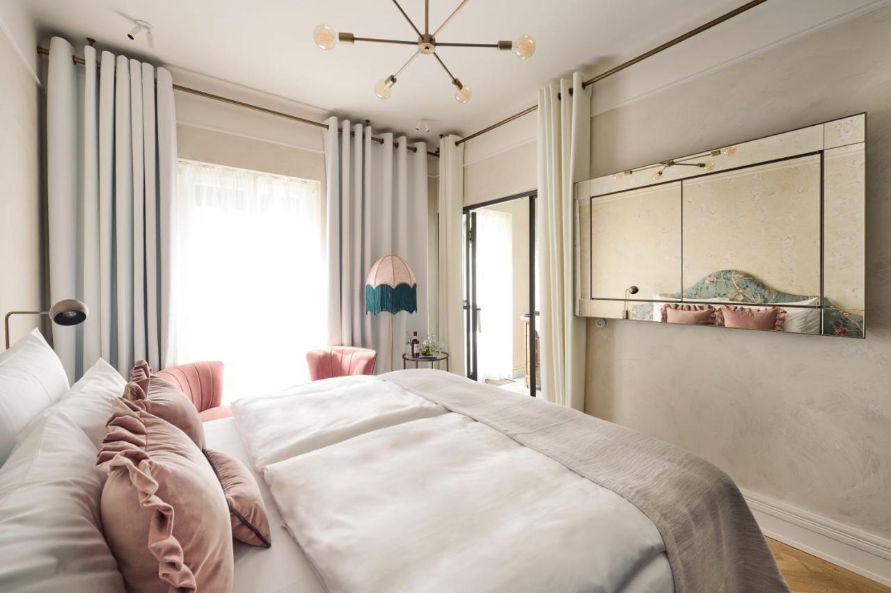 Chic Double Room,1149607873:JPEG