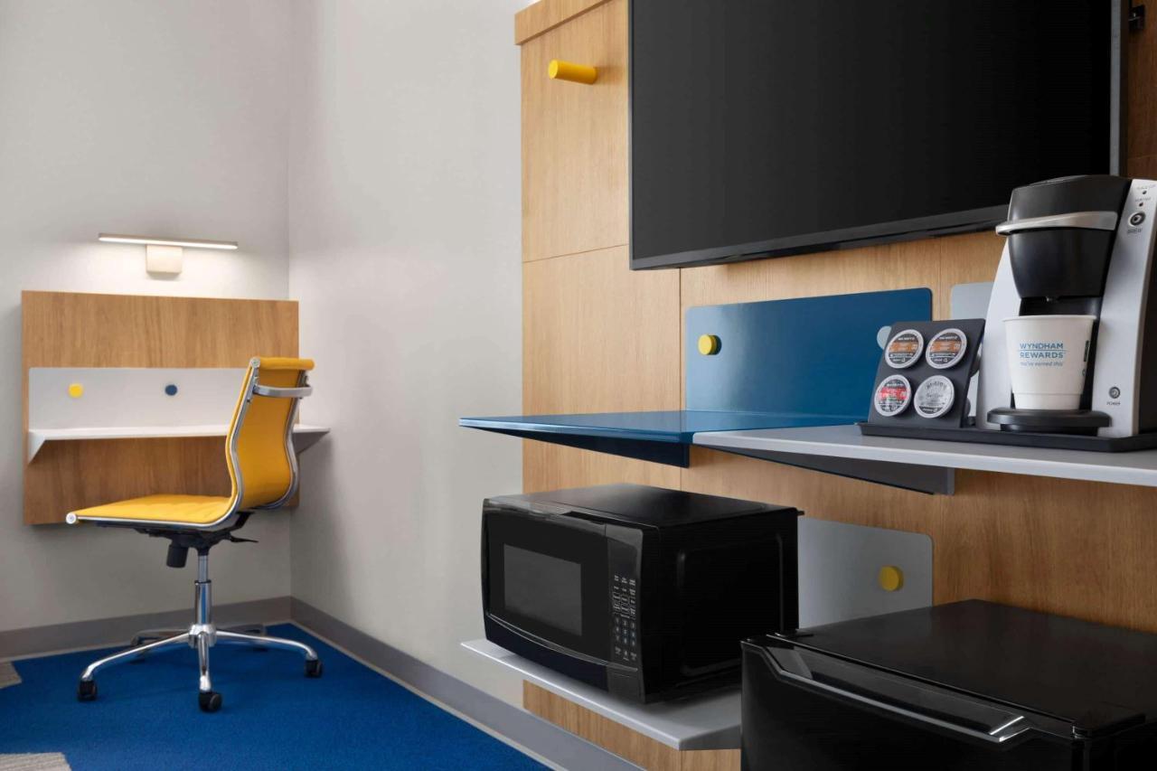 King Room - Mobility Access/Non-Smoking