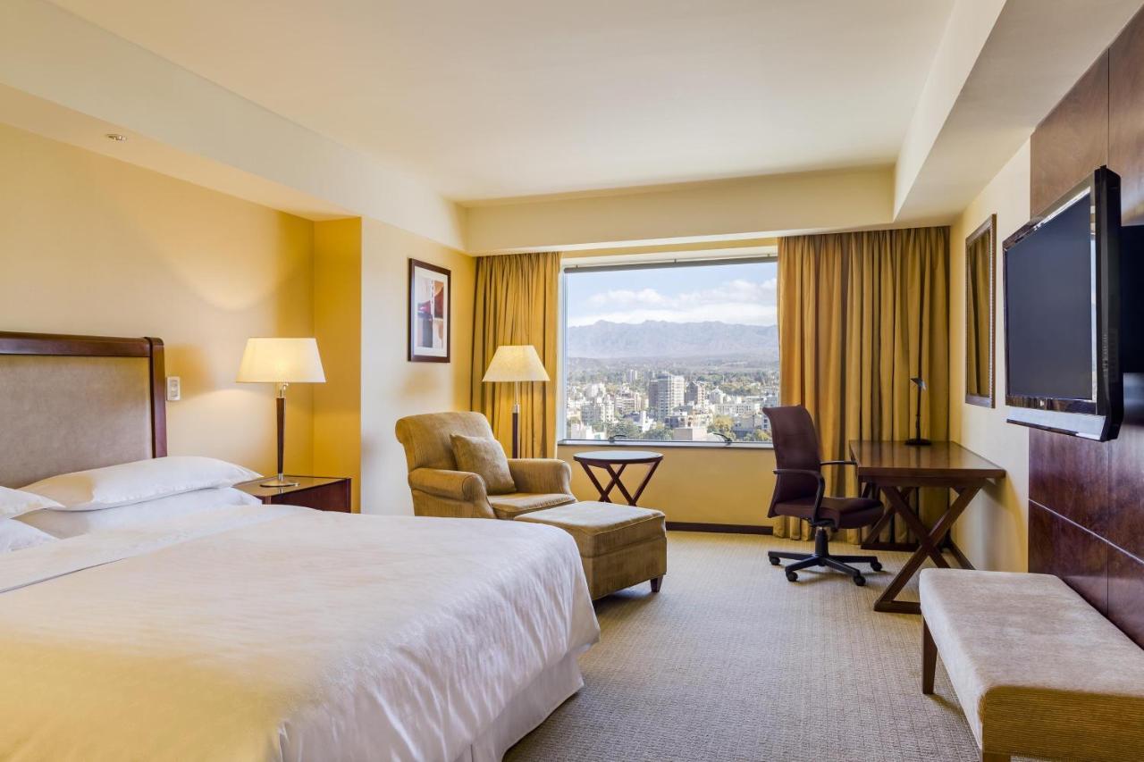 1 King Bed 1 Bedroom Suite,1381244300:JPEG