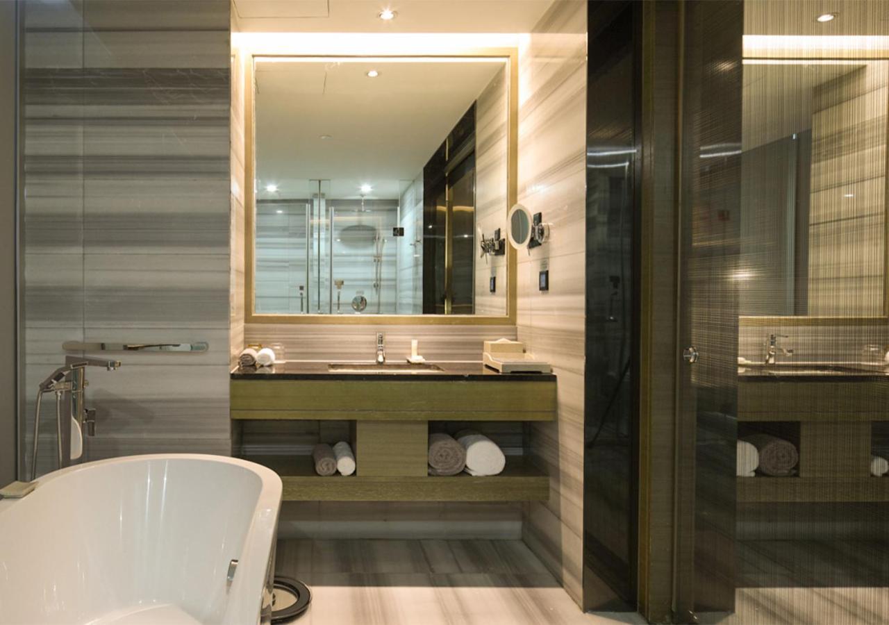 G50 Deluxe Twin Room