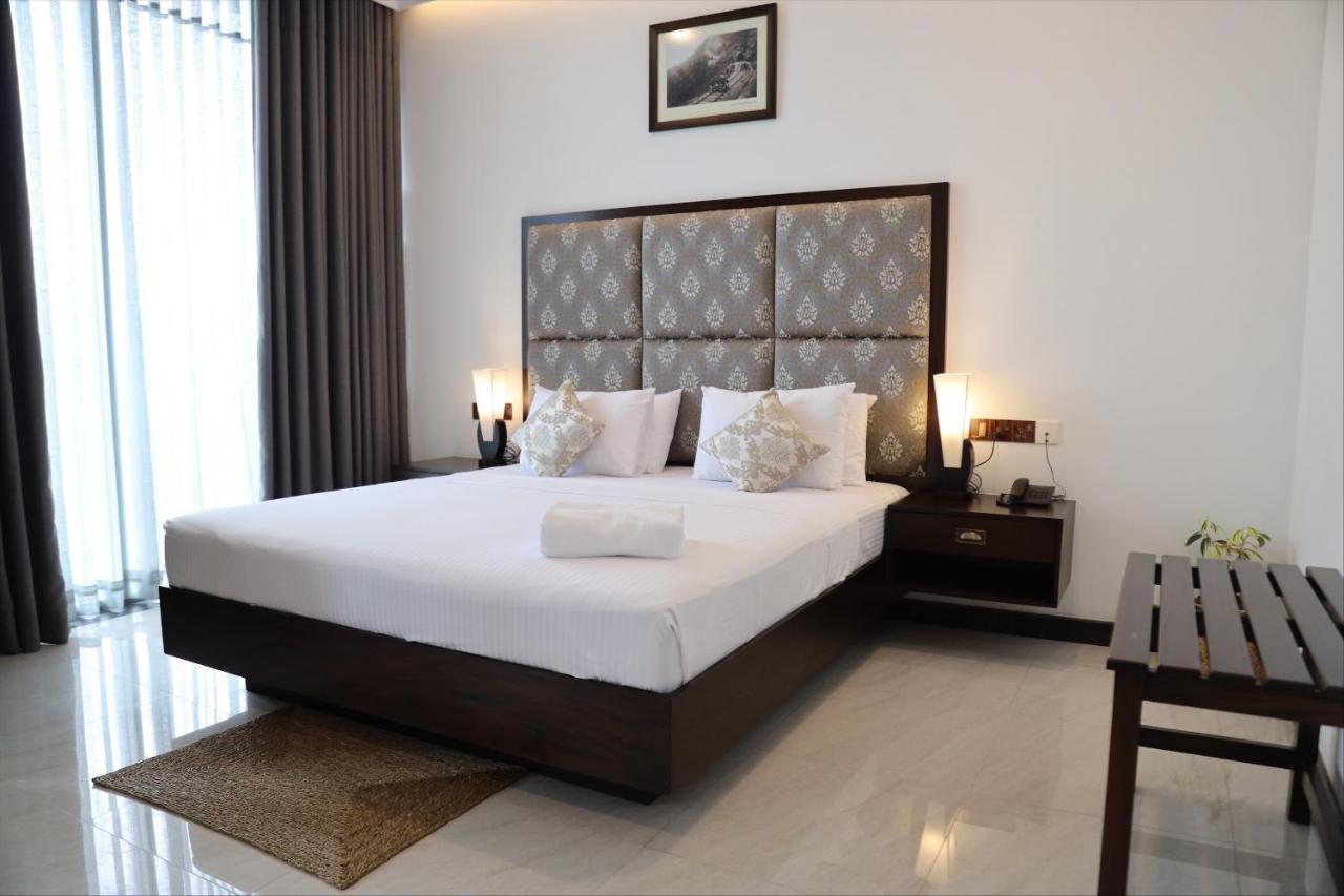 Deluxe Single Room,1182369274:JPEG