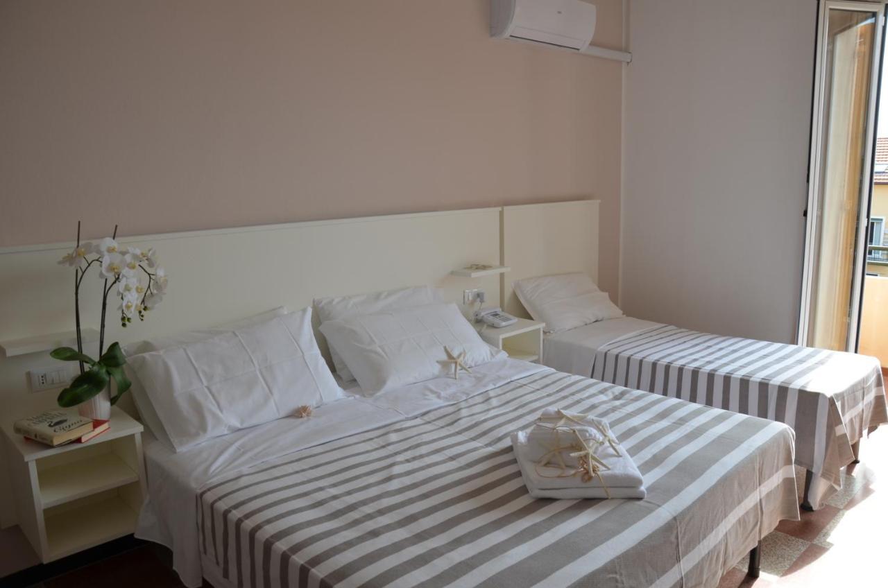 Superior Double or Twin Room,1206473908:JPEG