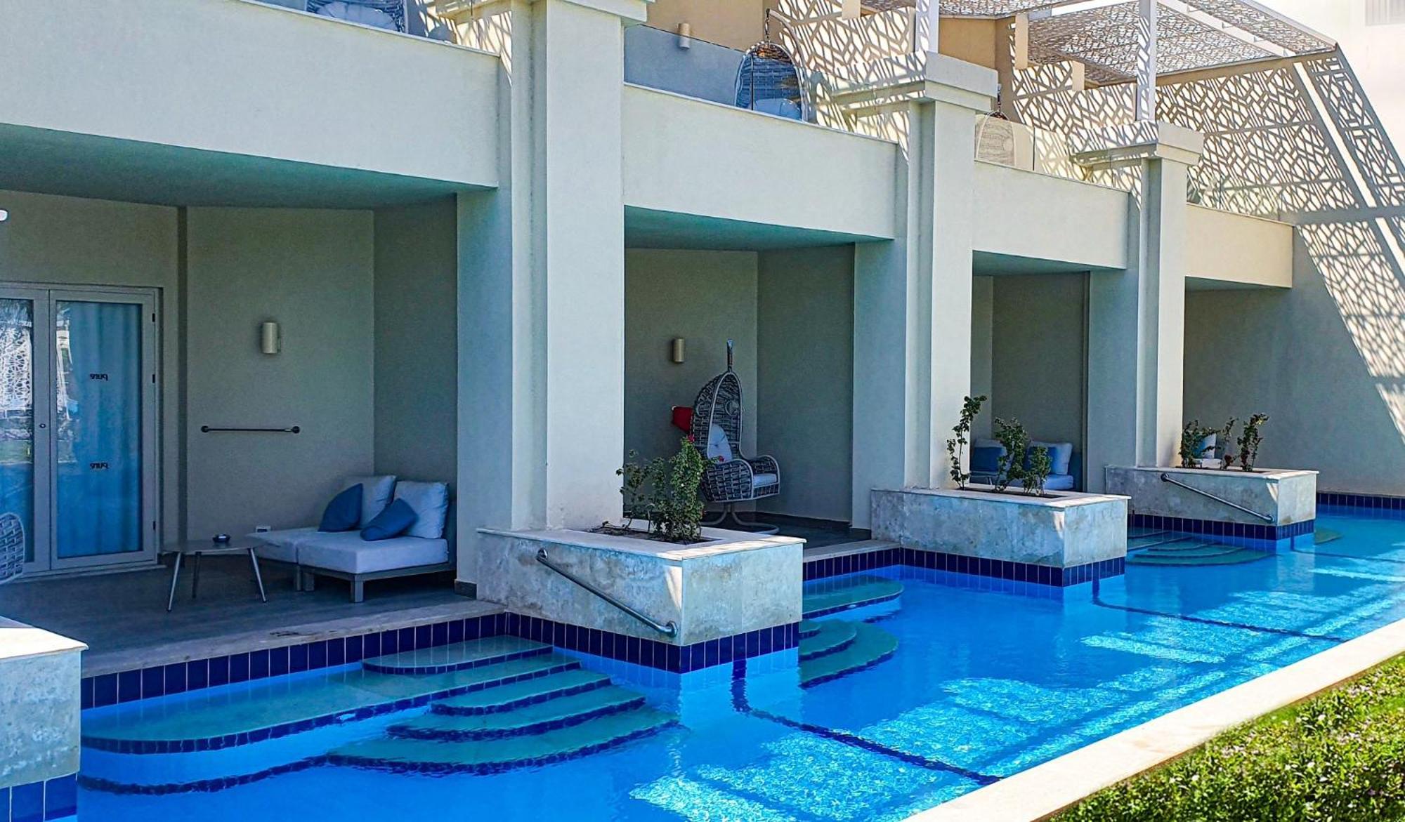 Suite - Côté Piscine