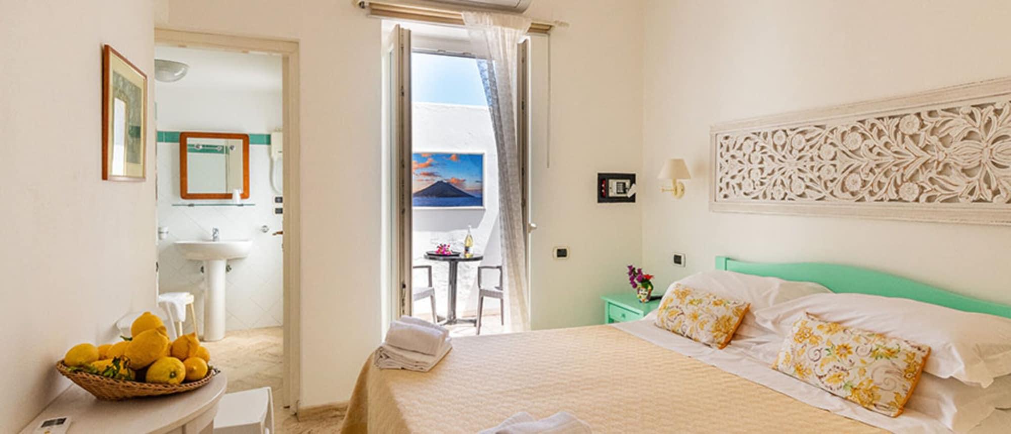 Standard Double Room,1287227503:JPEG