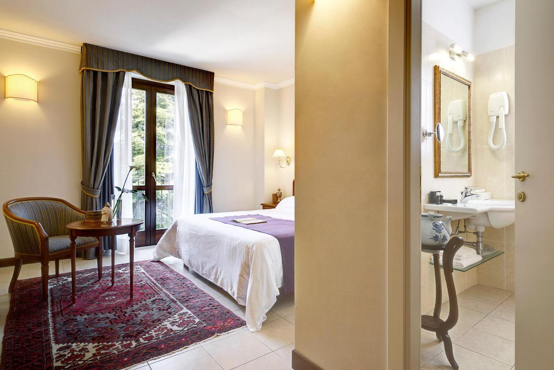 Comfort Double or Twin Room