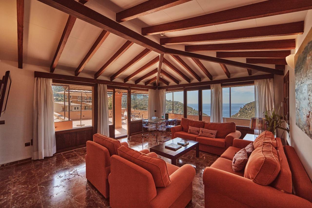 Penthouse Suite with Terrace and Panoramic View - Spa Access Not Included,1264938547:JPEG