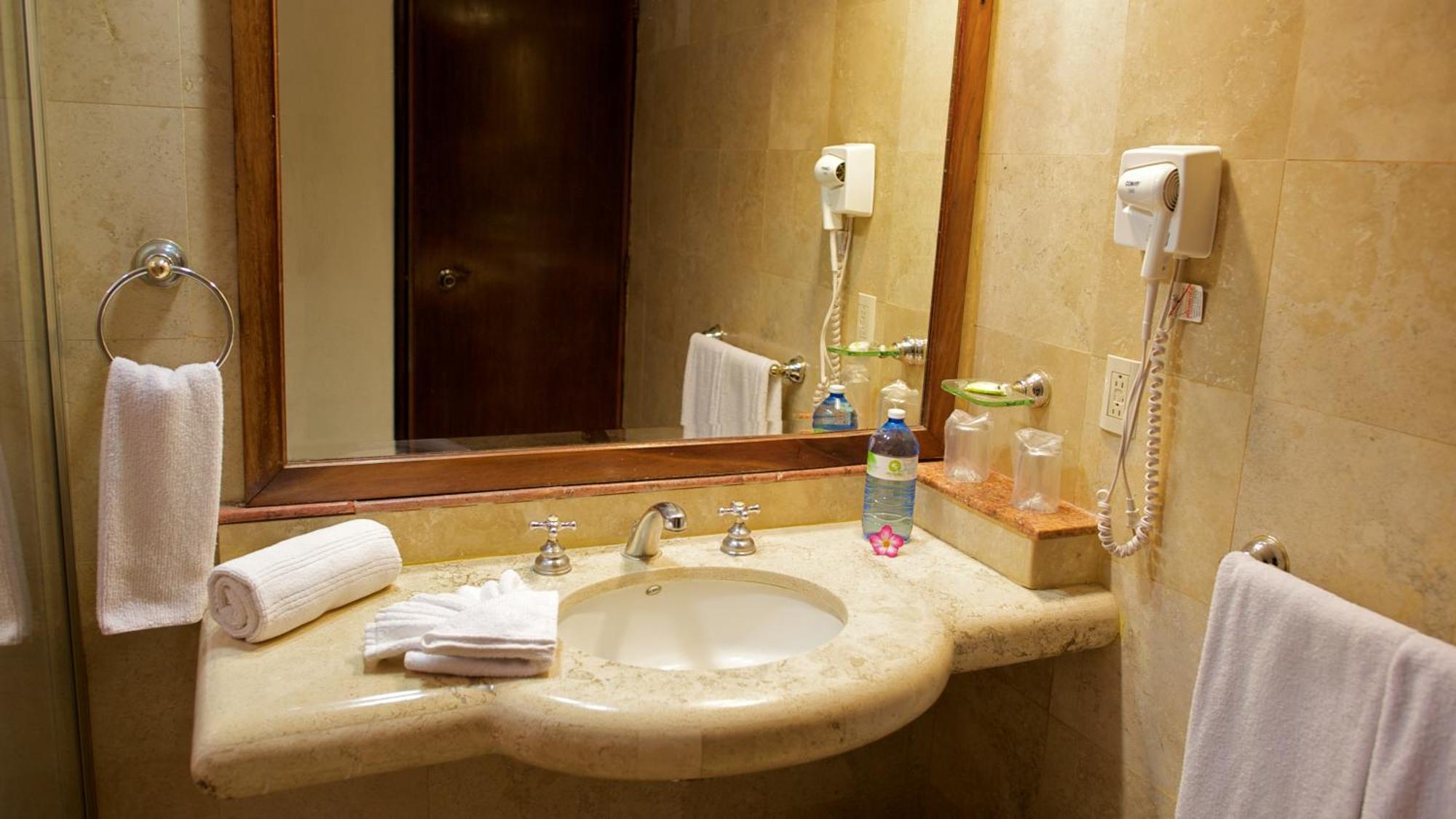 Standard Garden View,1273561879:JPEG