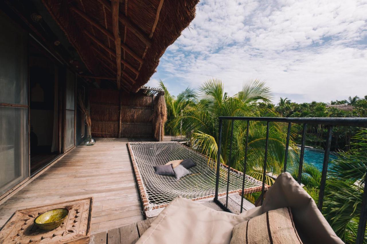 Suite Junior con vistas a la piscina