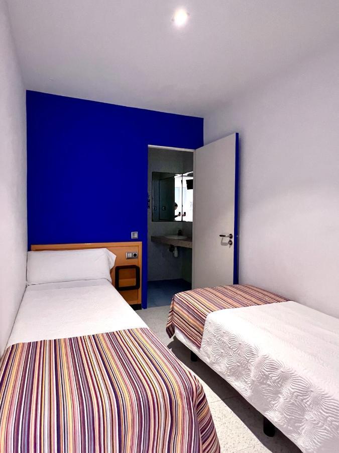 Twin Room,1320318142:JPEG