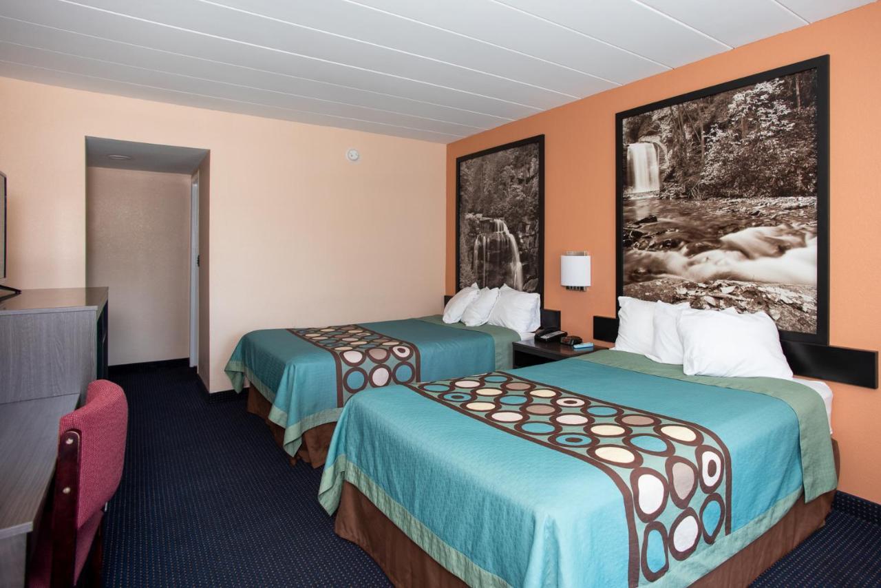 Deluxe Double Room Two Double Beds Non-Smoking,1191837655:JPEG