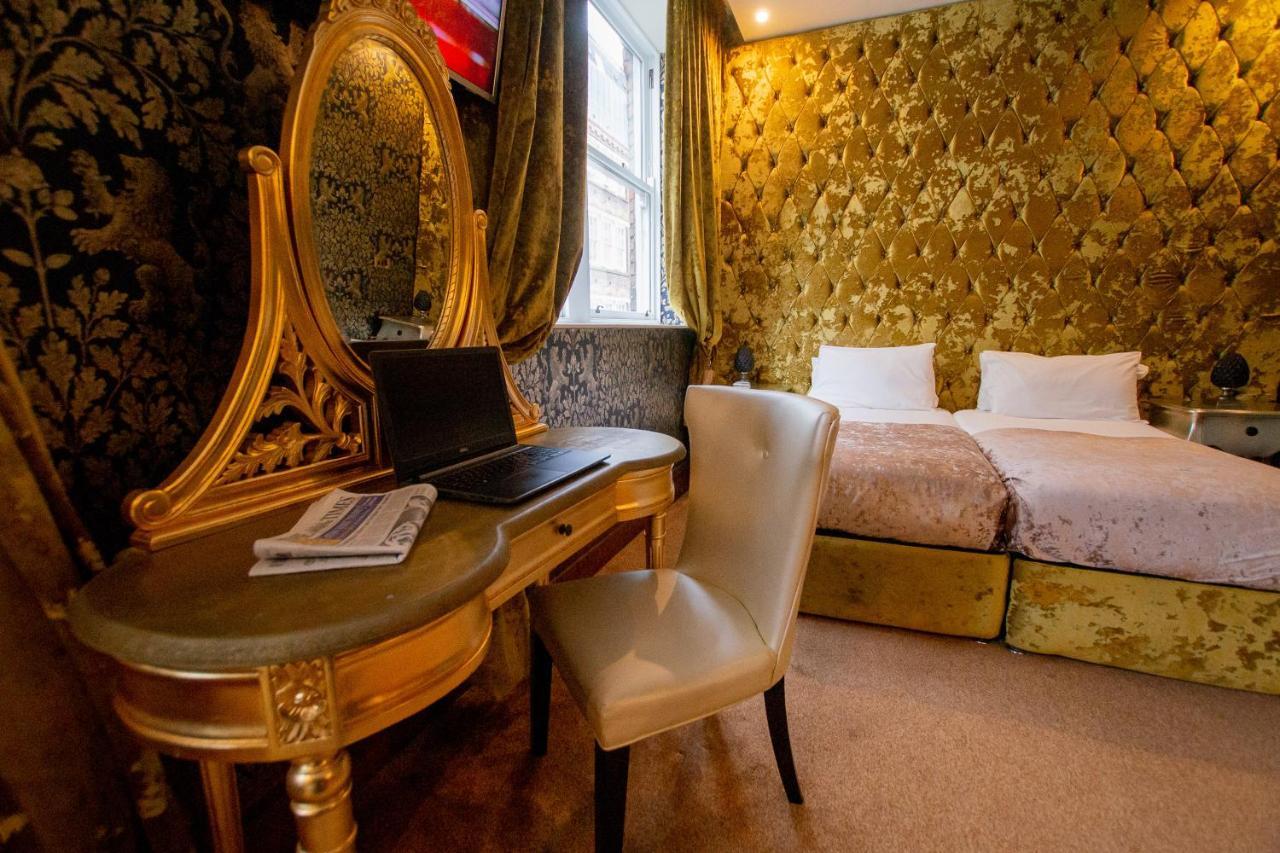 Deluxe Quadruple Room,1420747116:JPEG