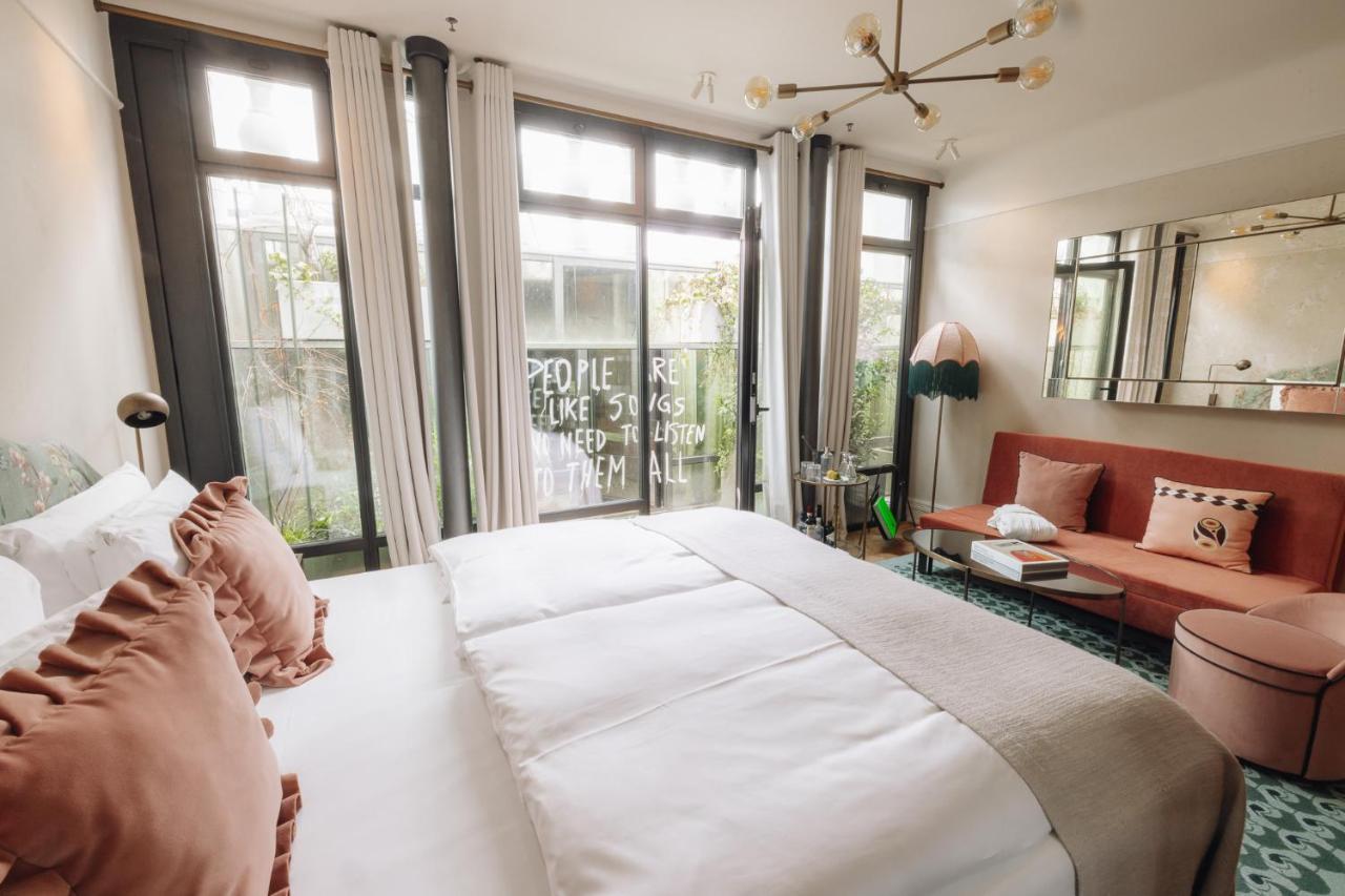 Art Deluxe Double Room,1377194045:JPEG