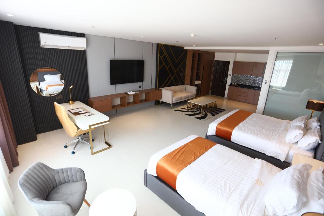 Executive Suite