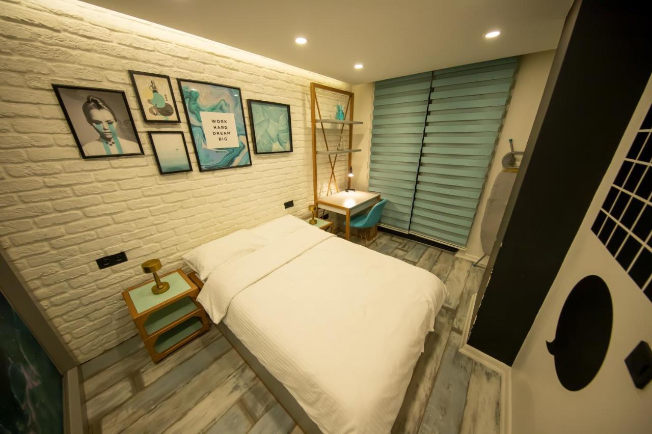 Deluxe Room,1480524701:JPEG