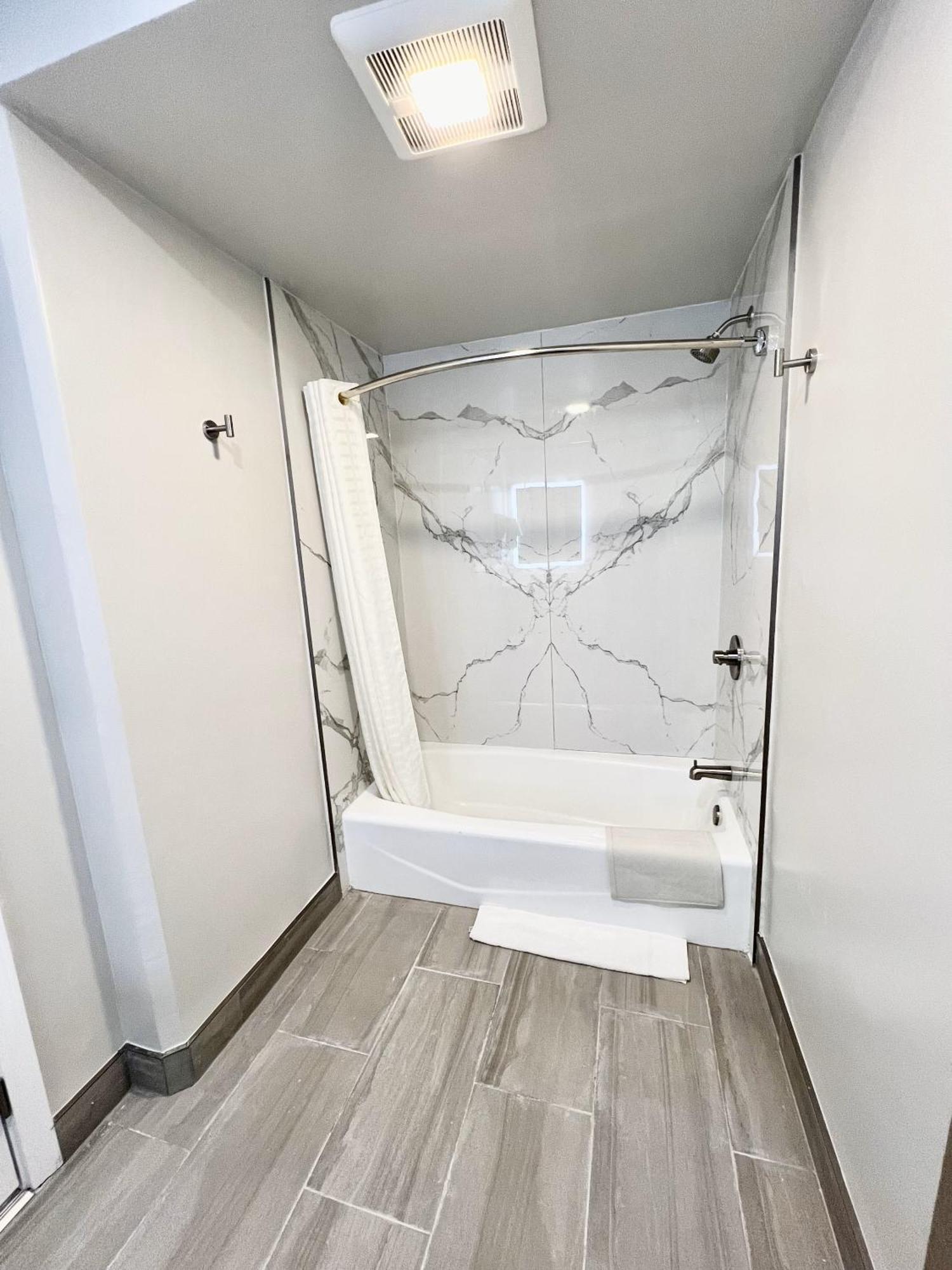 Deluxe Kamer met Kingsize Bed - Rookvrij