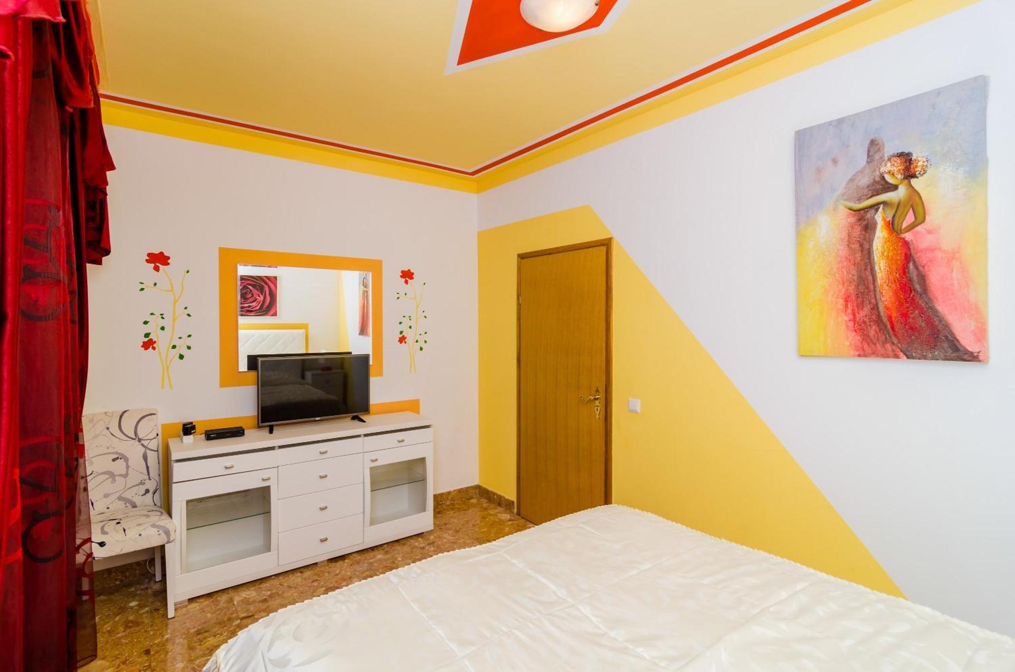Deluxe President Suite