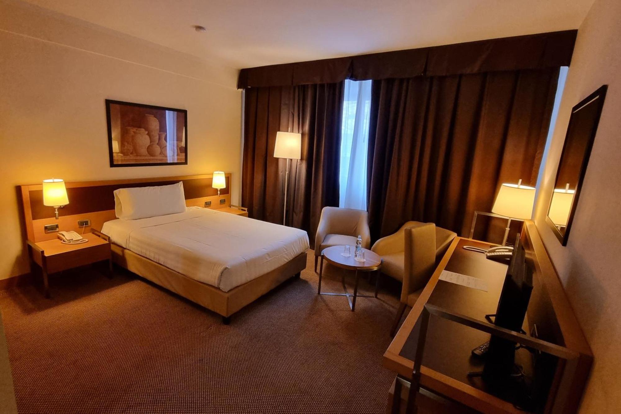 Double Room French Bed