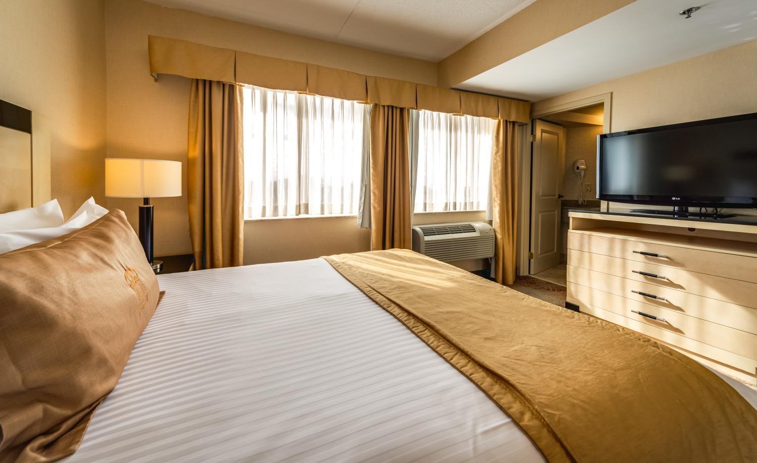 Standard Room with 1 Queen Bed,1538767789:JPEG