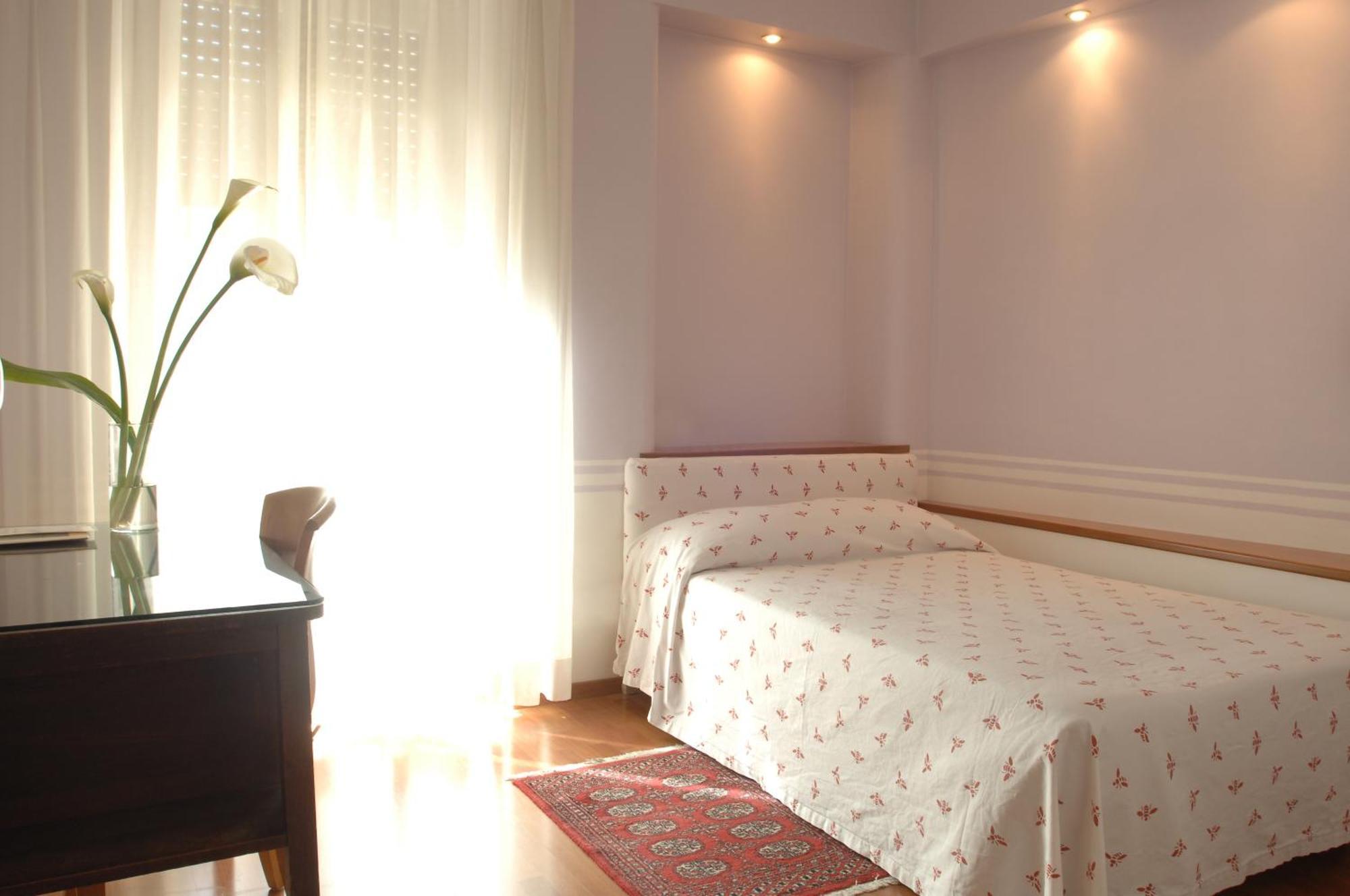 Single Room,1622872272:JPEG