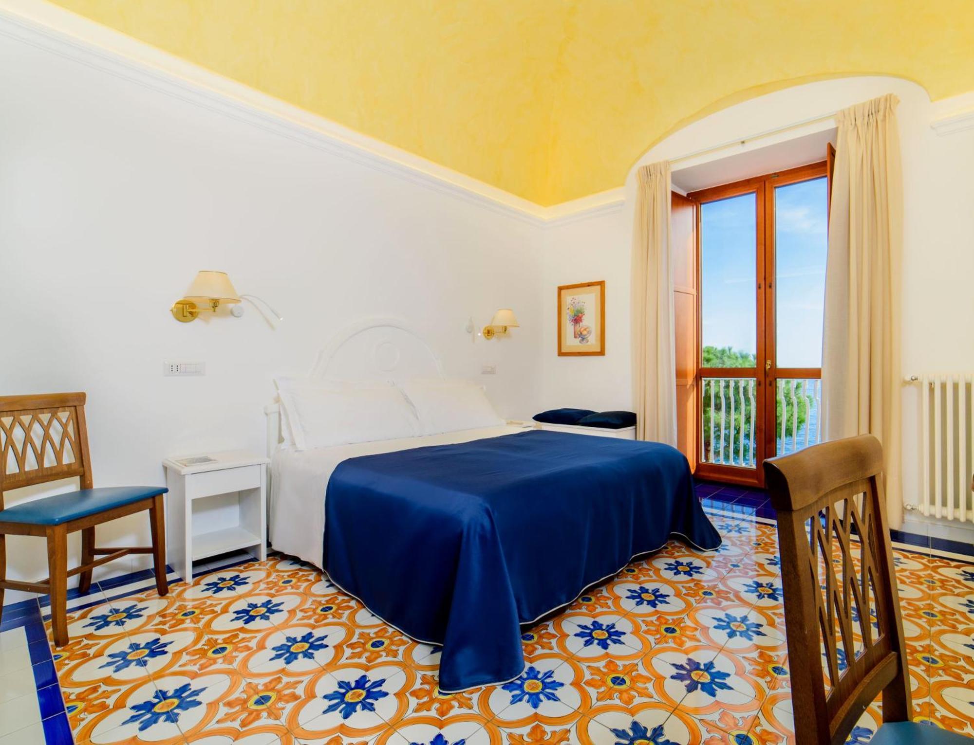 Superior Double or Twin Room with Sea View,1216086238:JPEG