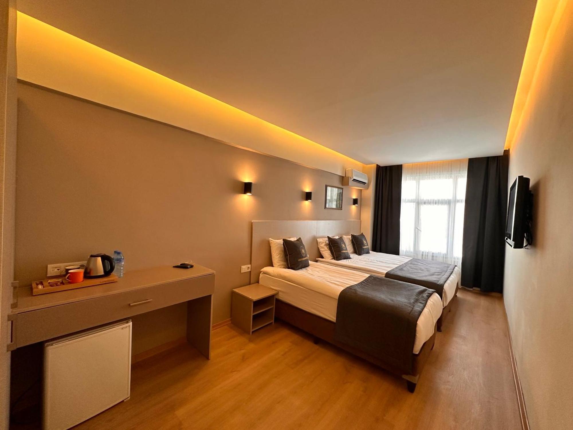 Triple Room