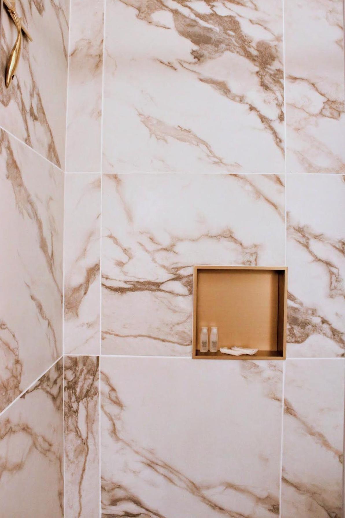 Superior King Suite,1549852624:JPEG