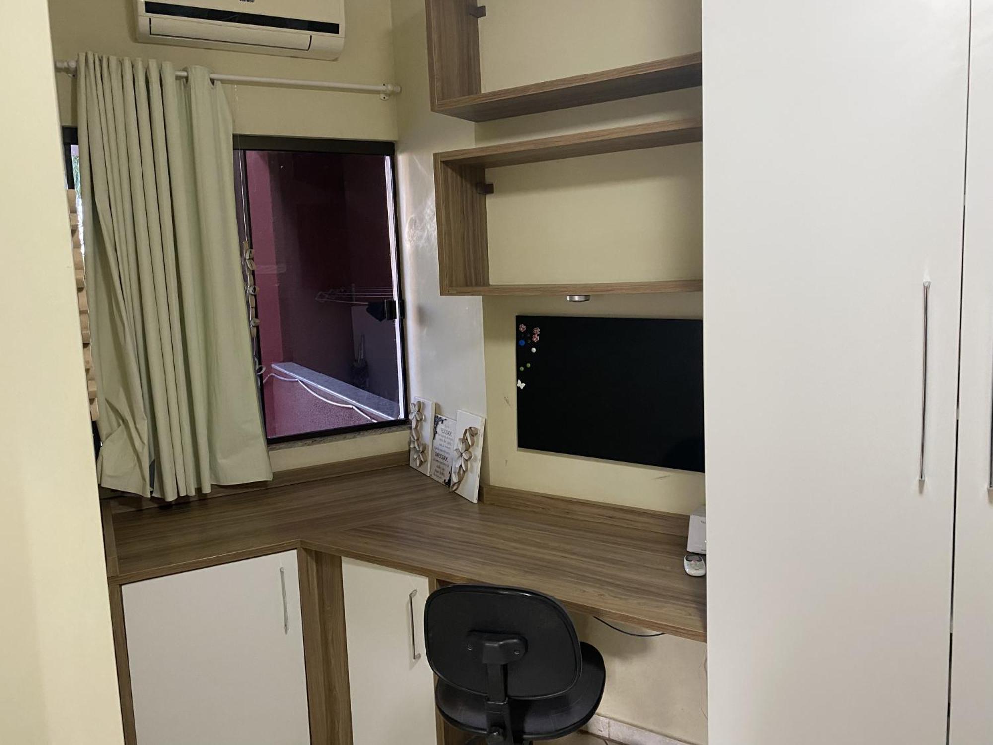 Apartamento con vistas a la piscina