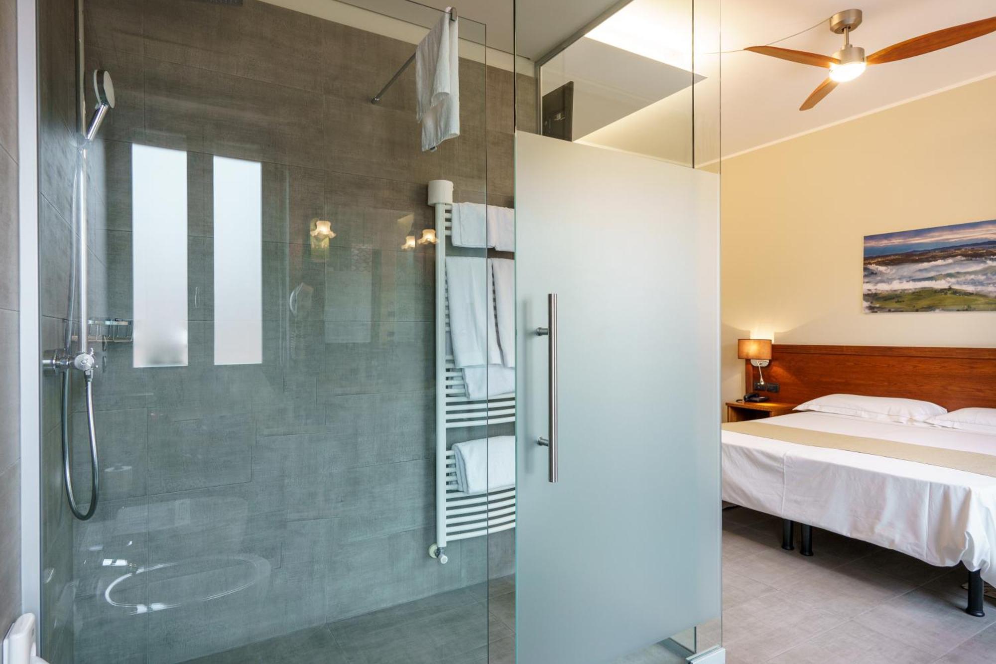 Dreibettzimmer