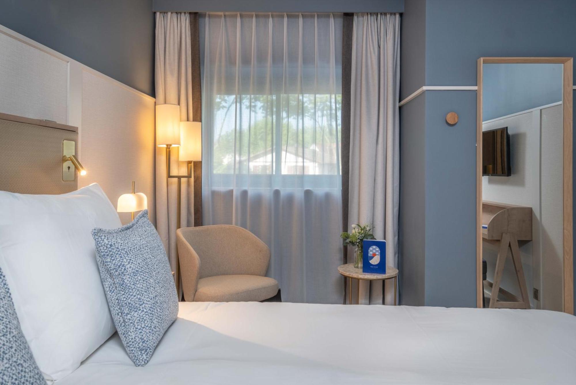 Classic Double Room,1590373991:JPEG