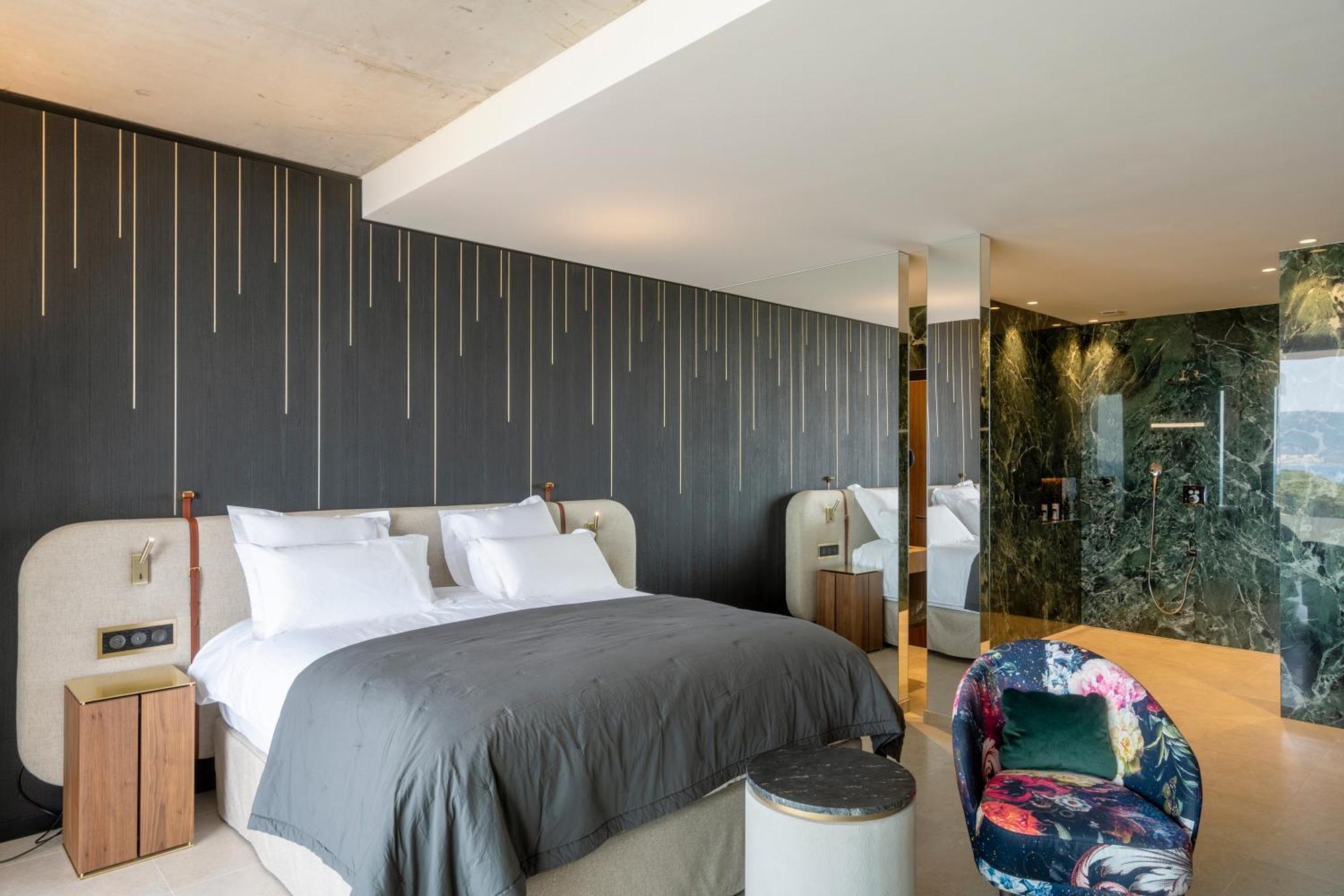 Superior Suite with Sea View