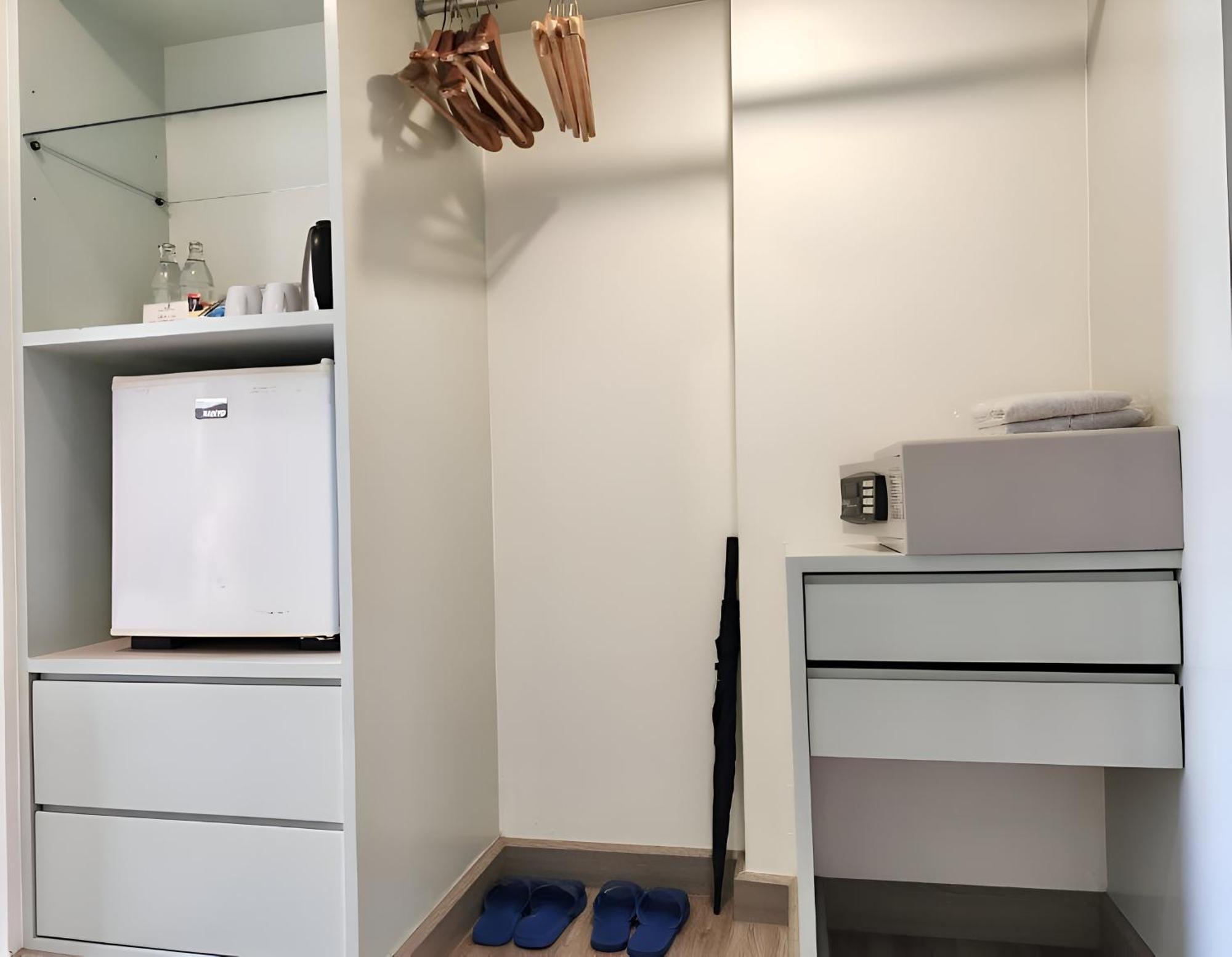 Deluxe Room,1598892724:JPEG