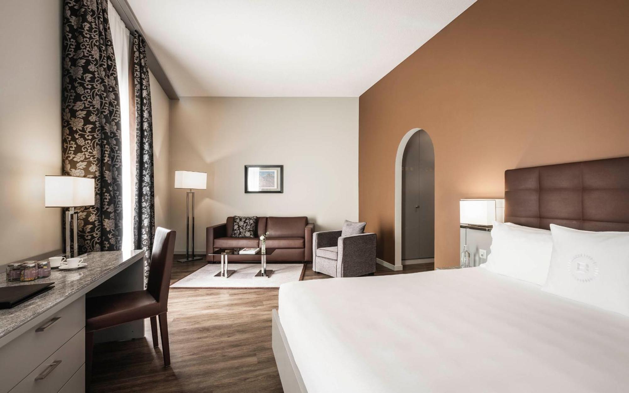 Junior Suite with Balcony and Lake View,1615645051:JPEG