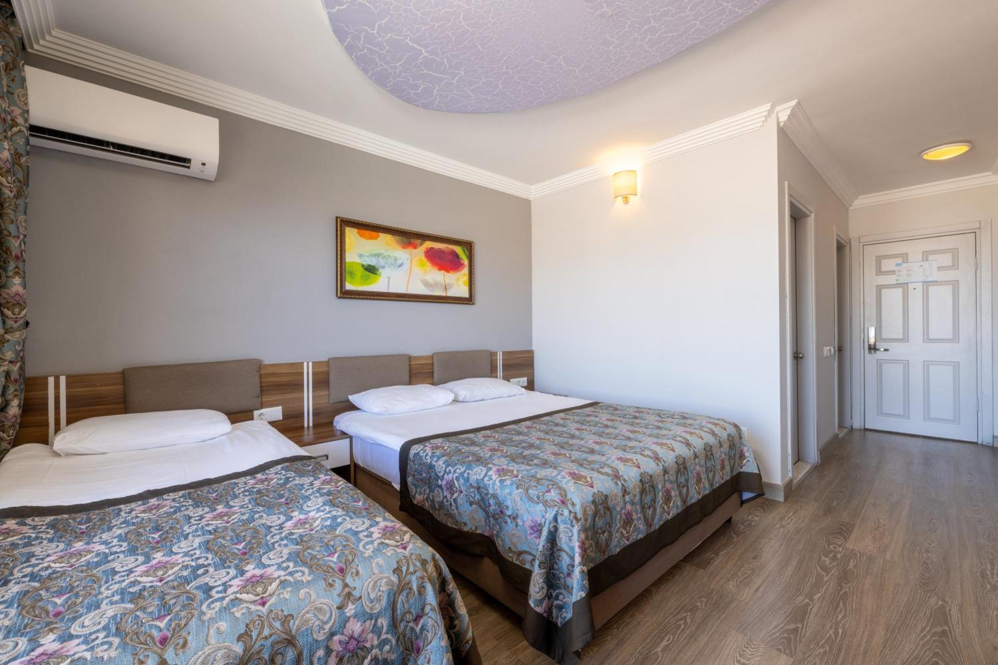 Standard Double or Twin Room with Garden View,1641740188:JPEG