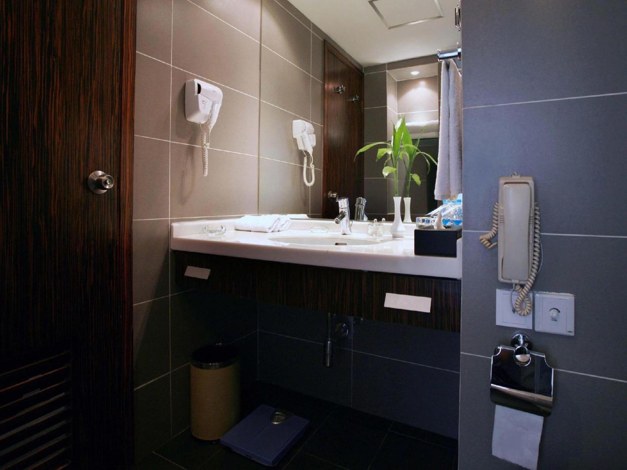 Limited offer - Superior Double or Twin Room