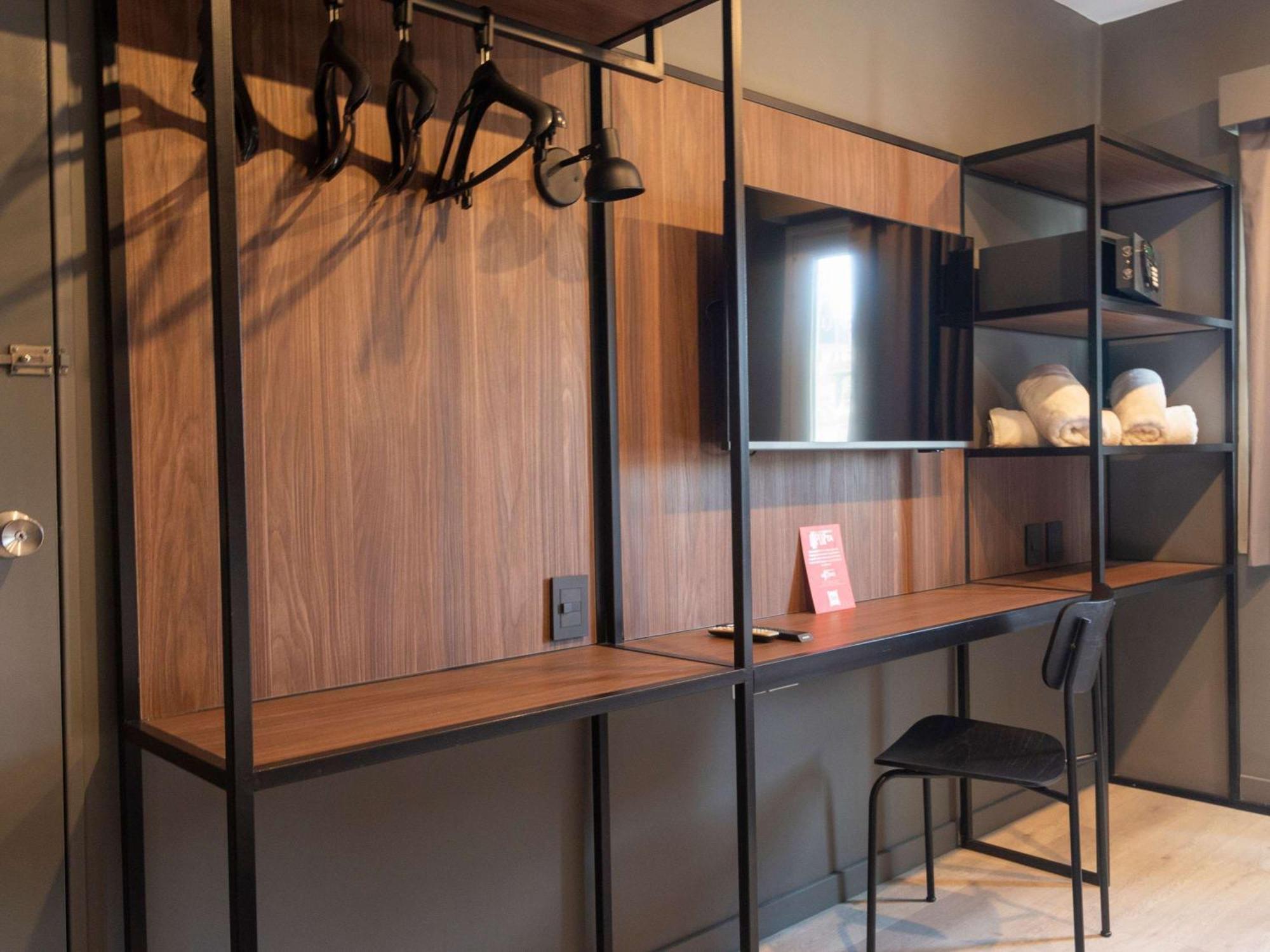 Standard Room with Four Single Beds,1653536848:JPEG