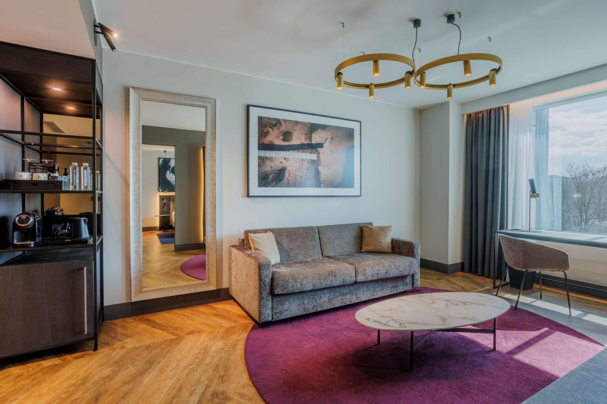 Family Suite,1657143730:JPEG