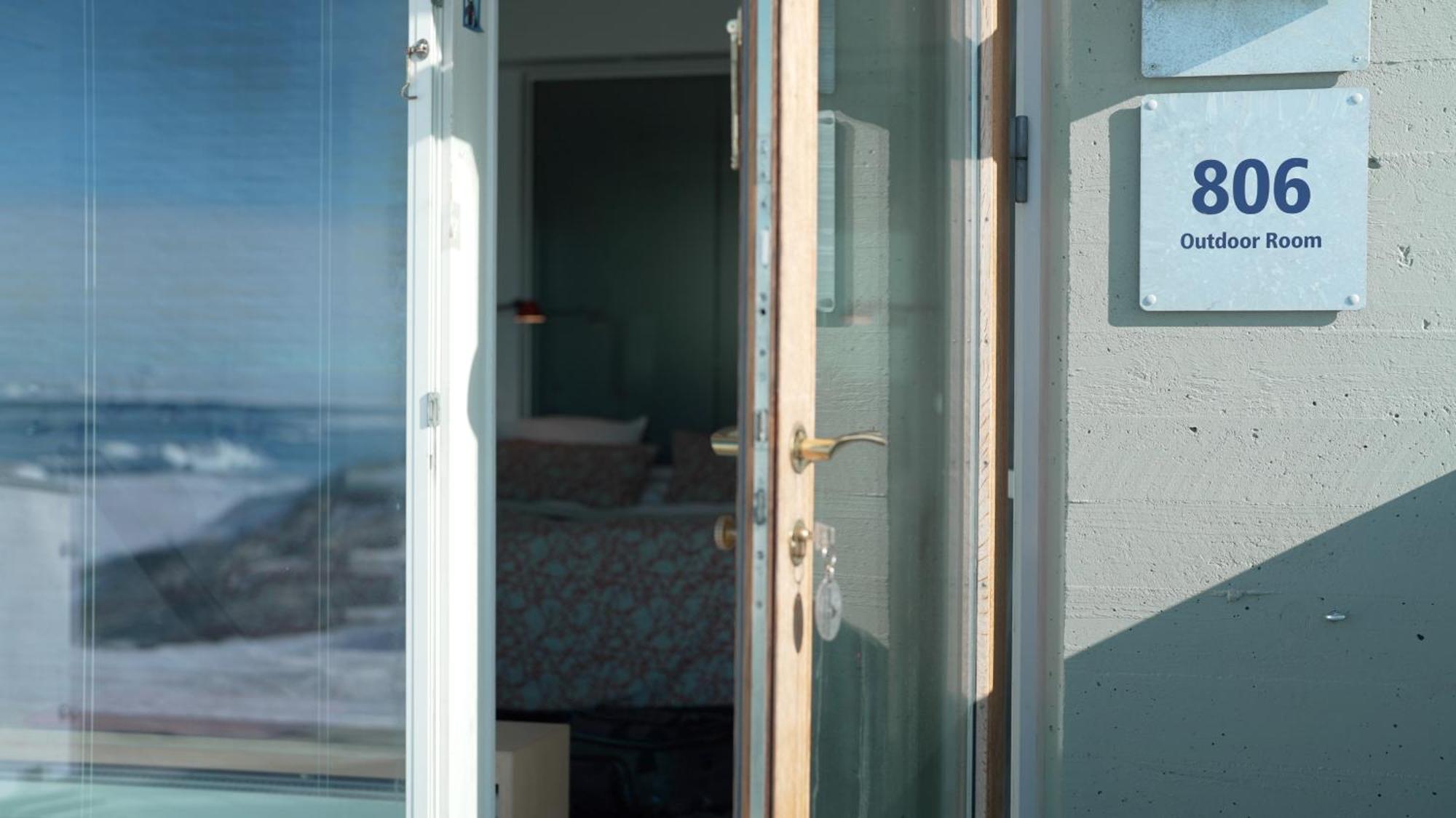 Deluxe Double Room with Sea View,1657160095:JPEG