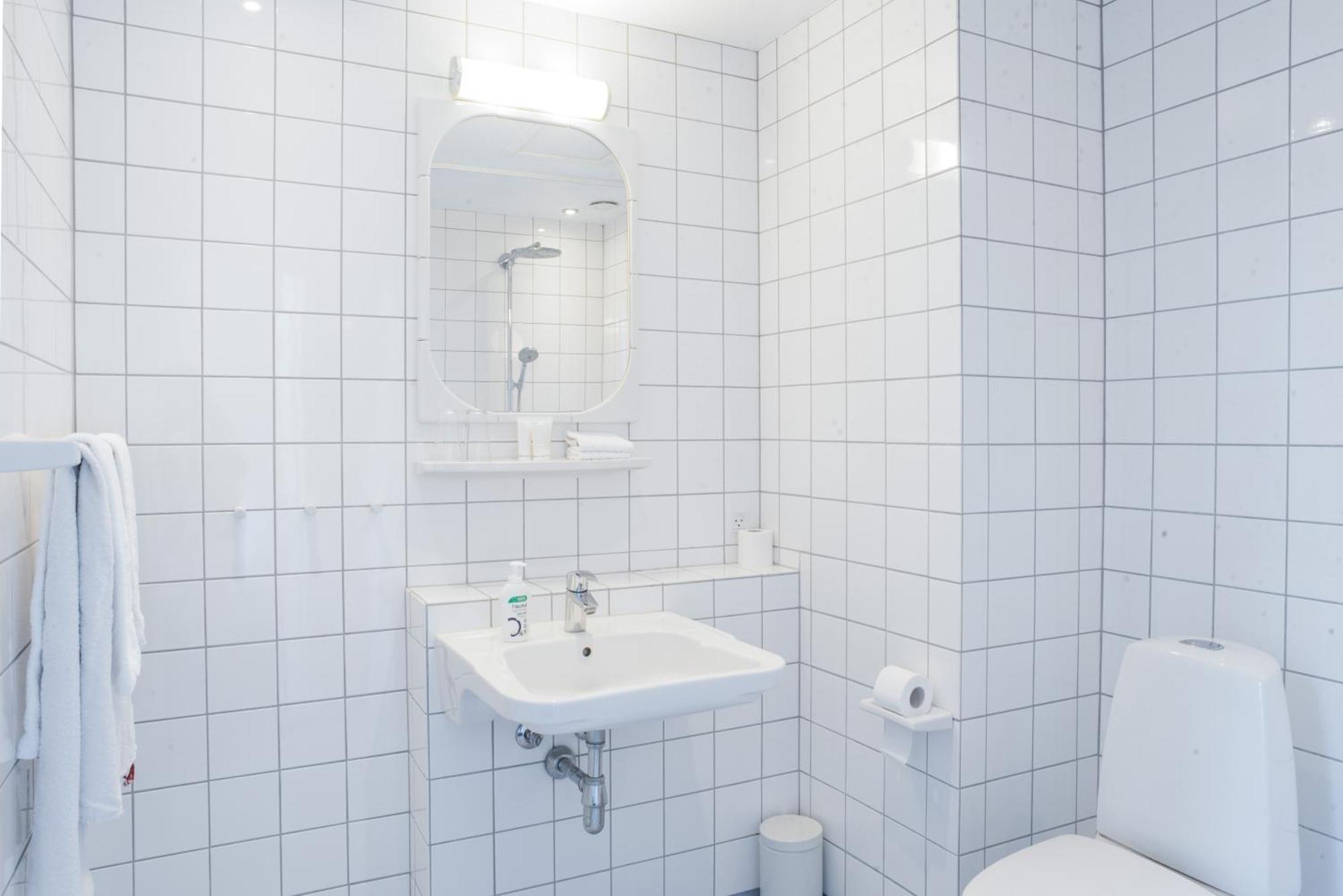 Large Double or Twin Room,1659477835:JPEG