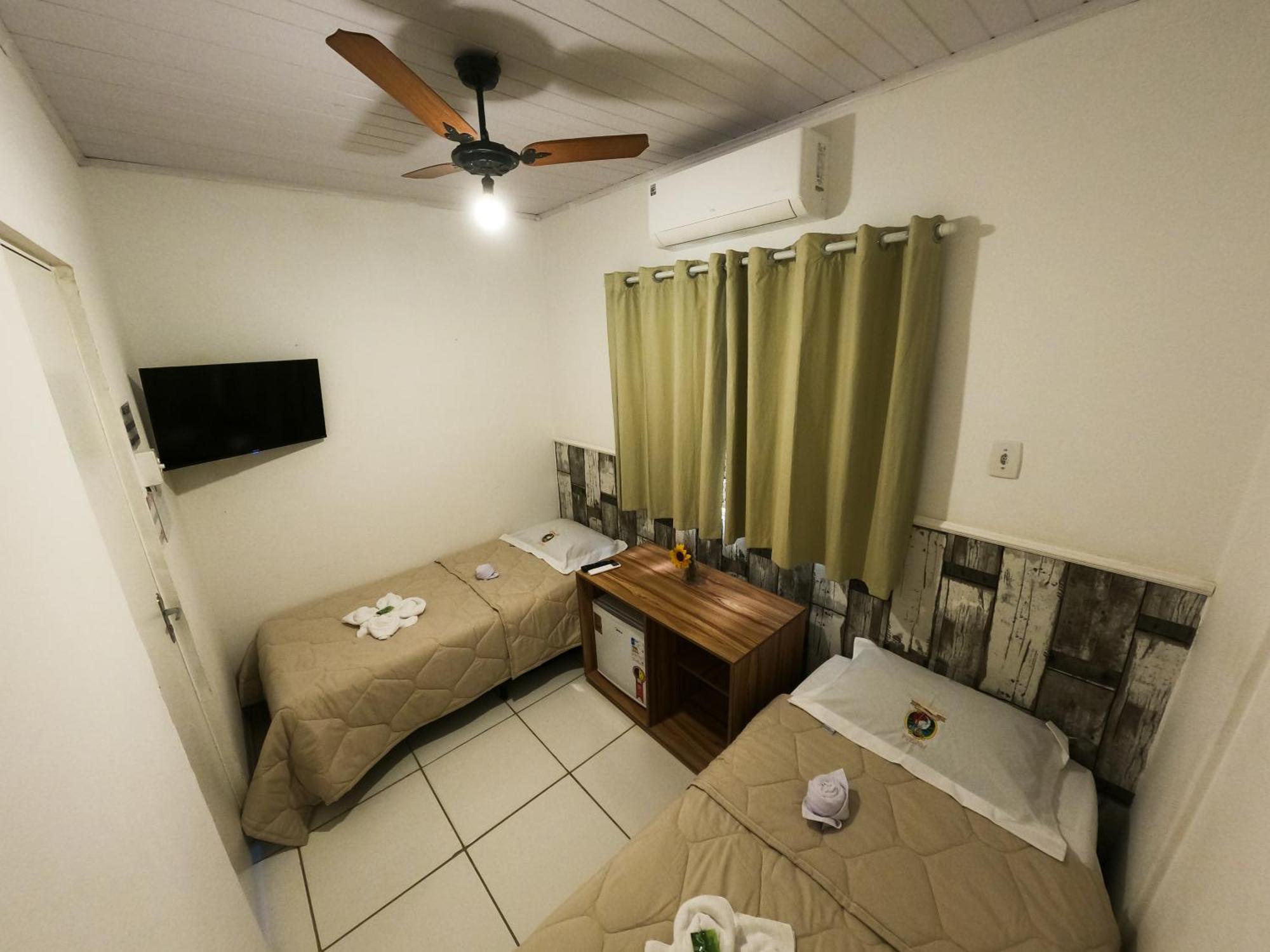 Quarto Duplo