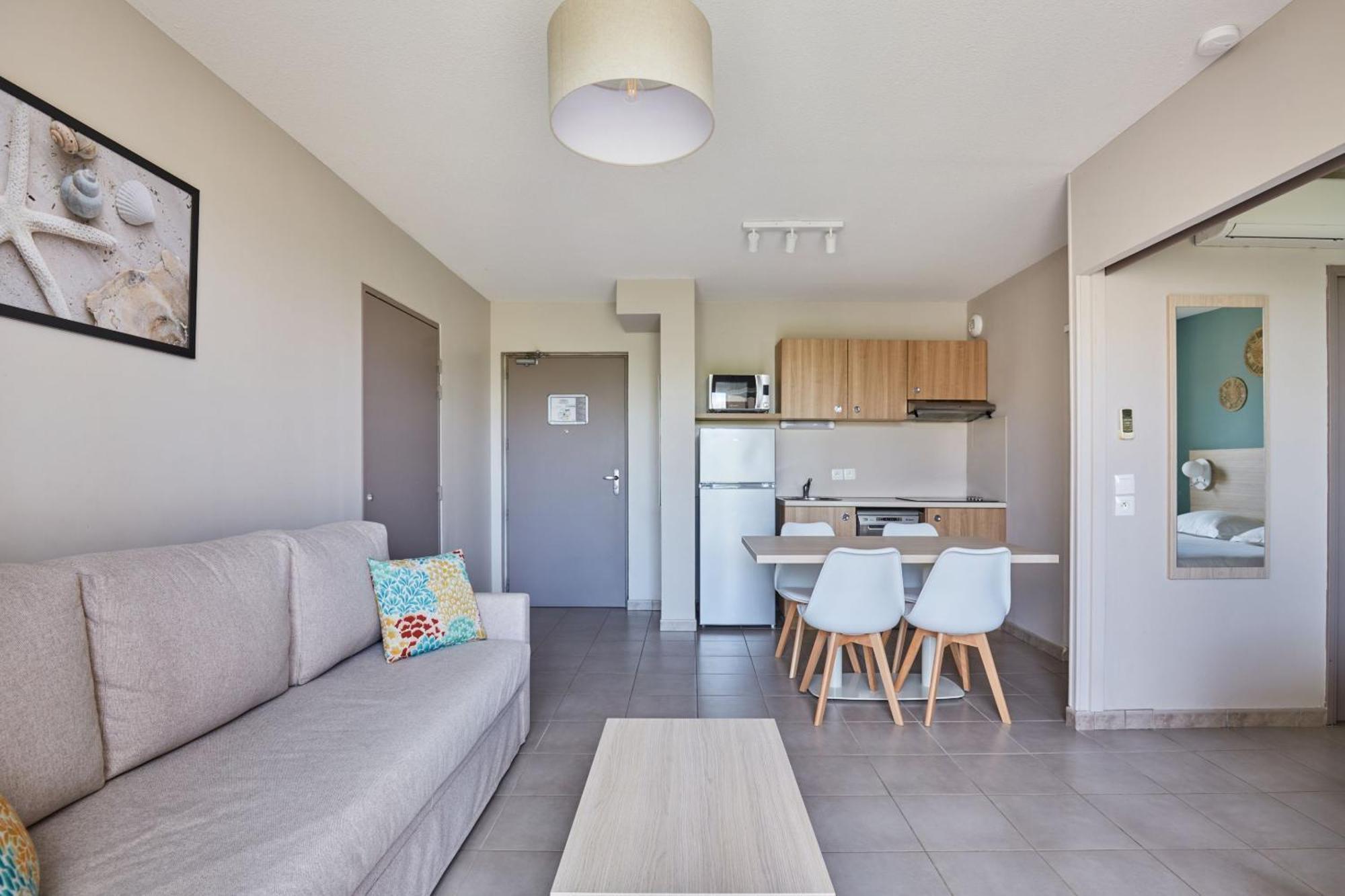 Two-Bedroom Apartment,1678641820:JPEG