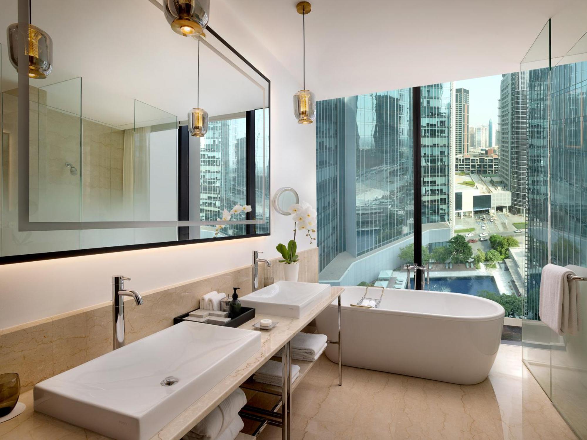 Chambre Supérieure - Vue sur Piscine