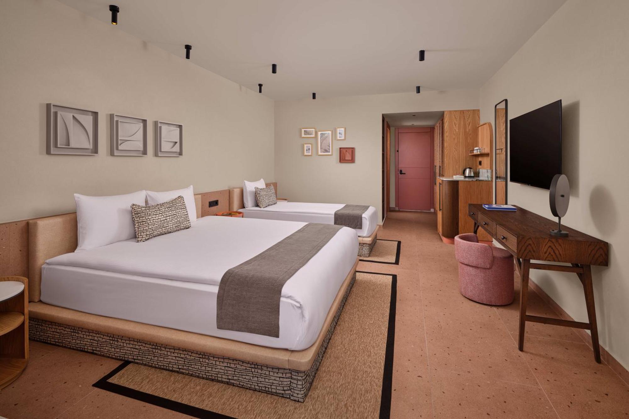 Superior Triple Room